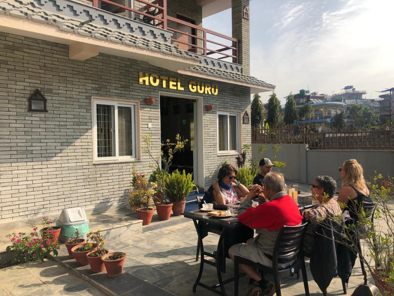 Hotel Guru Pokhara Buitenkant foto